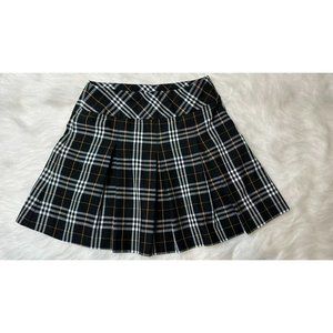 Black Plaid Pleated Skater Skirt - Classic Schoolgirl Style